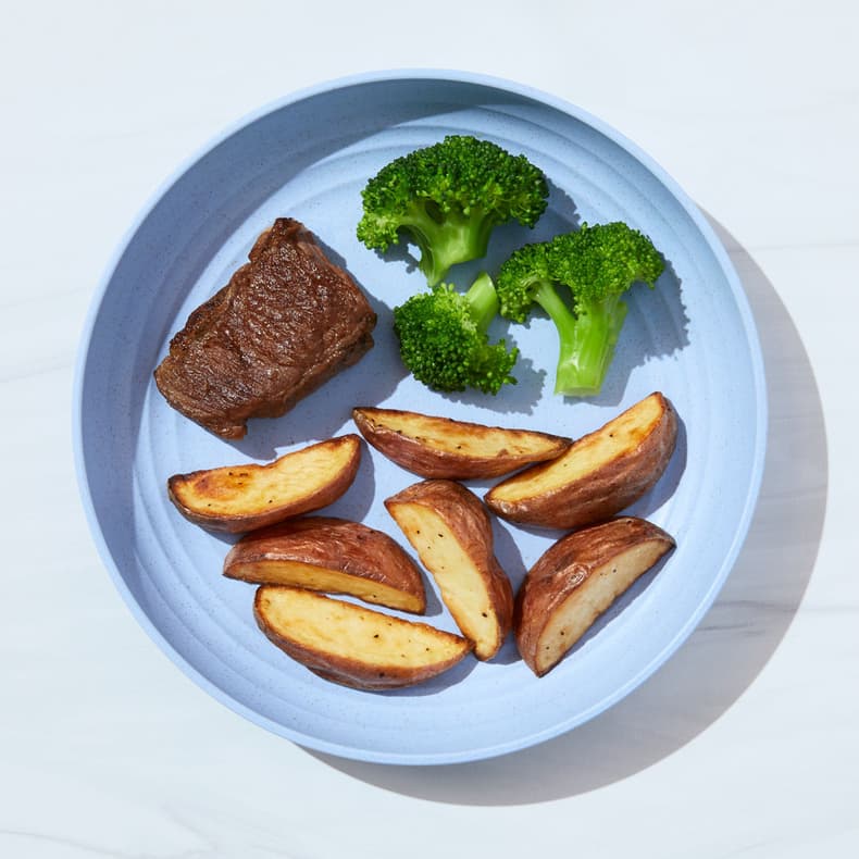 Beef Roast with Potato Wedges & Broccoli