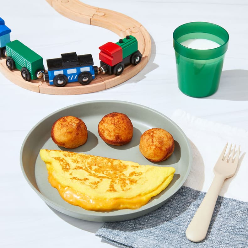 Pancake Puffs with Cheesy Omelet