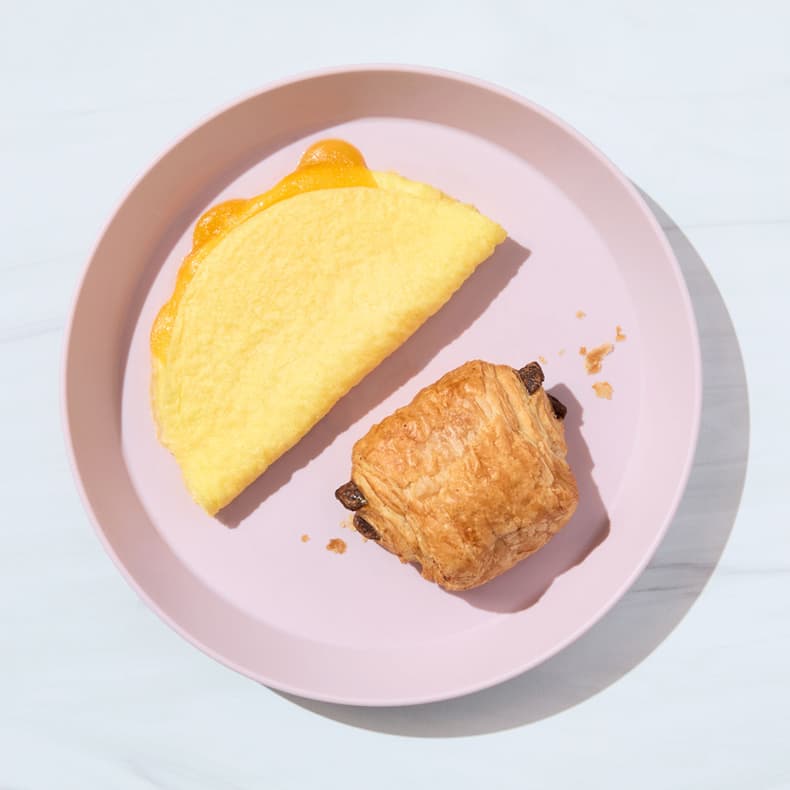 Cheesy Omelet with Chocolate Croissant